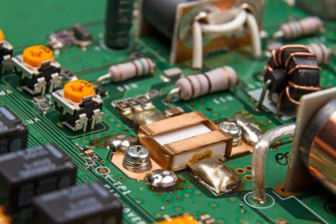 Çıkış transistör güç amplifikatörü