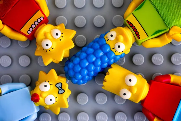 Tambov Rusko Května 2018 Čtyři Lego Simpsonovi Minifigurky Marge Bart — Stock fotografie
