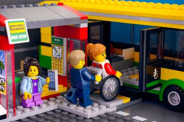 Tambov Federacja Rosyjska Kwietnia 2018 Lego Dworzec Autobusowy Autobusu Pasażer — Zdjęcie stockowe