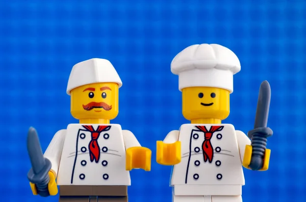 Tambov Federación Rusa Febrero 2018 Dos Chefs Lego Con Cuchillos — Foto de Stock