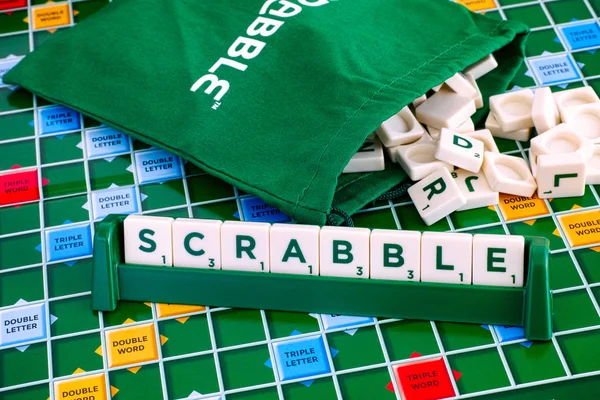 Tambow Russischer Verband Mai 2018 Scrabble Brettspiel Wortklauberei Aus Buchstaben — Stockfoto