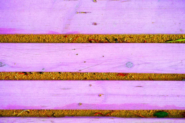 Fond Planches Bois Violet Sur Sable Gros Plan — Photo