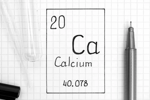 Tableau Périodique Des Éléments Élément Chimique Écriture Calcium Avec Stylo — Photo