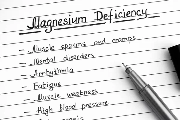 Symptoms Magnesium Deficiency Writing List Black Pen Close — Stock Photo, Image