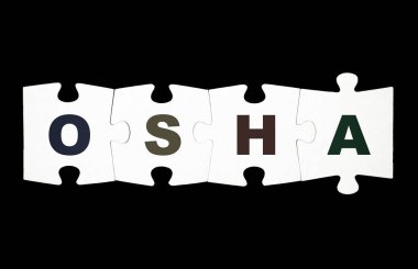 Dört adet bulmaca Osha harflerle siyah arka plan üzerinde birbirine bağlı