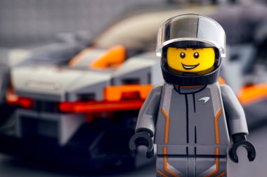 Lego Speed Champions aga tarafından Lego Mclaren Senna sürücü minifigure