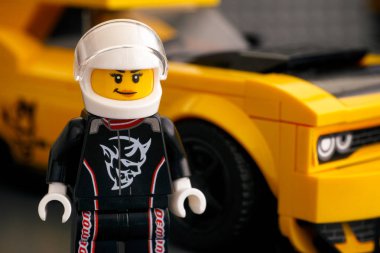Lego 2018 Dodge Challenger Srt Demon sürücü minifigure Lego S tarafından