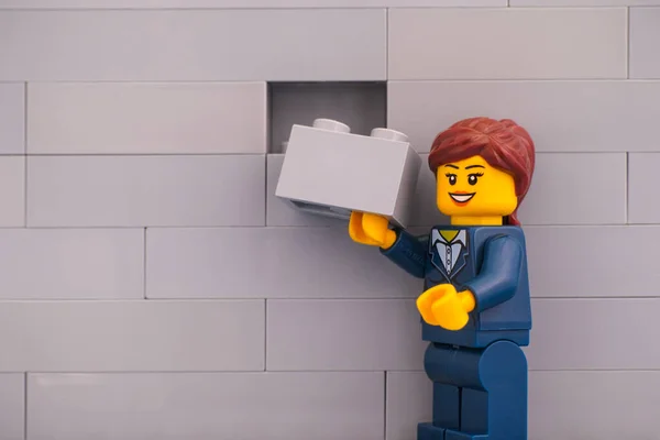 Tambov Federacja Rosyjska Czerwca 2020 Lego Businesswoman Minifigurka Cegły Gotowy — Zdjęcie stockowe