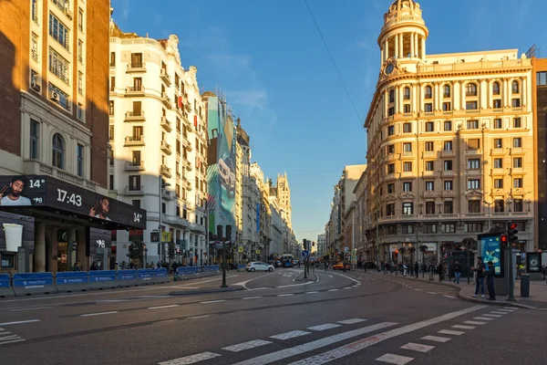 Madrid Španělsko Ledna 2018 Pohled Západ Slunce Chodit Lidi Náměstí — Stock fotografie