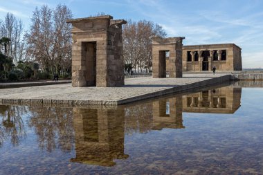 Madrid, İspanya - 23 Ocak 2018: görünüm Debod Tapınağı şehir Madrid, İspanya, Amazing