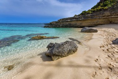 Limenia Beach, Kefalonia, Ionian Islands, Yunanistan su kayalarda