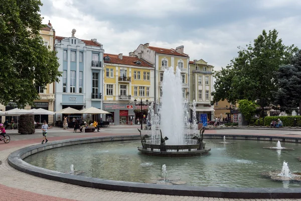 Plovdiv Bulharsko Května 2018 Chůze Lidí Hlavní Ulici Městě Plovdiv — Stock fotografie