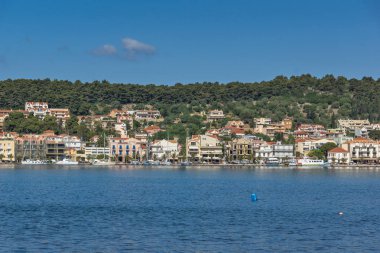 Argostoli, Kefalonia, Yunanistan - 26 Mayıs 2015: Panorama Argostoli kasaba, Kefalonia, Ionian Islands, Yunanistan için