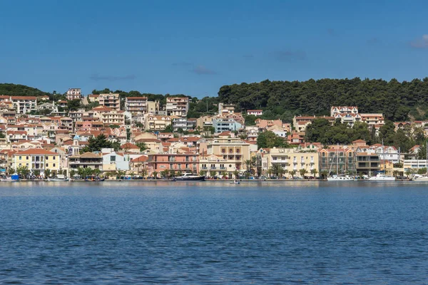 Argostoli, Kefalonia, Yunanistan - 26 Mayıs 2015: Panorama Argostoli kasaba, Kefalonia, Ionian Islands, Yunanistan için
