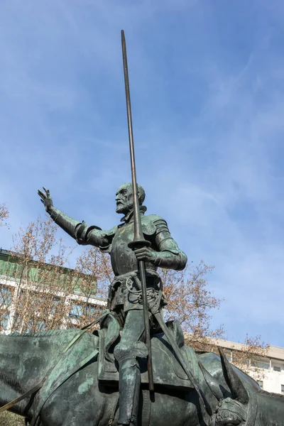 Madrid España Enero 2018 Monumento Cervantes Don Quijote Sancho Panza —  Fotos de Stock