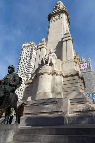 Madrid España Enero 2018 Monumento Cervantes Don Quijote Sancho Panza — Foto de Stock