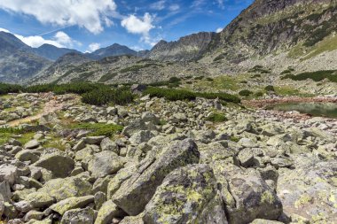 Musala tepe Musalenski göllerde, Rila Dağı, Bulgaristan ile muhteşem manzara