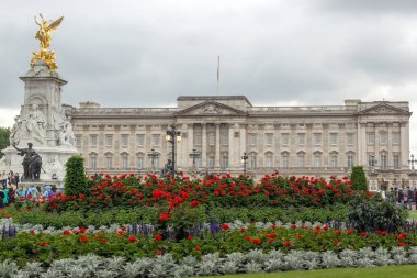 Londra - 17 Haziran 2016: Buckingham Sarayı Londra, İngiltere, İngiltere'de Panoraması
