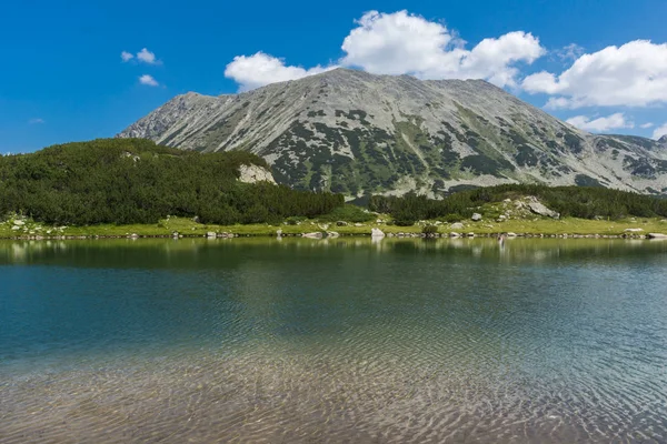 Amazing Landscape Dengan Danau Muratovo Dan Puncak Todorka Pirin Mountain — Stok Foto