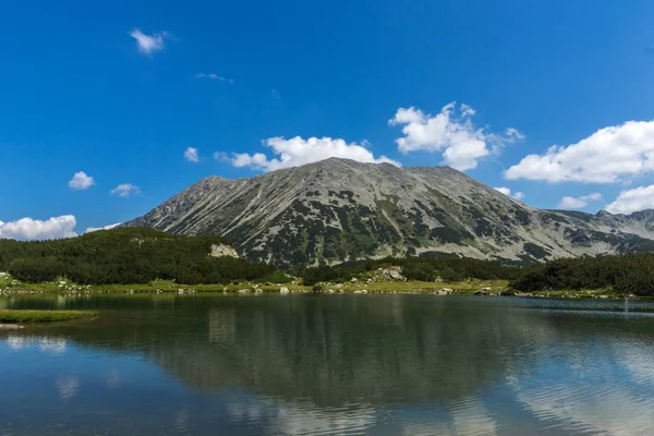 Atemberaubende Landschaft Mit Muratowo See Und Todorka Gipfel Pirin Berg — Stockfoto