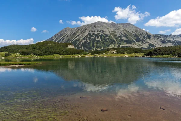 Muratovo Gölü ve Todorka tepe, Pirin Dağı, Bulgaristan ile muhteşem manzara