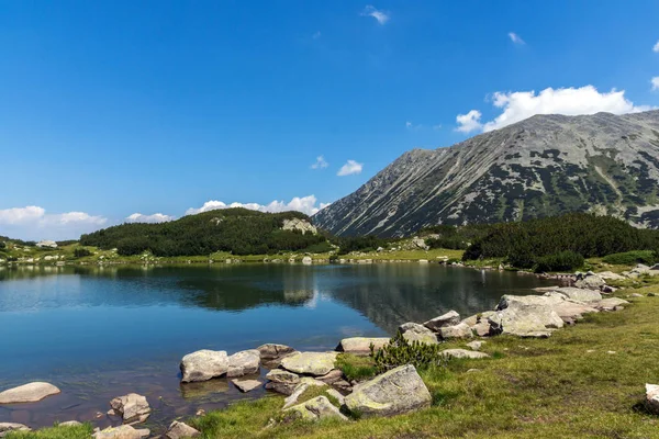 Amazing Landscape Muratovo Lake Todorka Peak Pirin Mountain Bulgaria — Stock Photo, Image