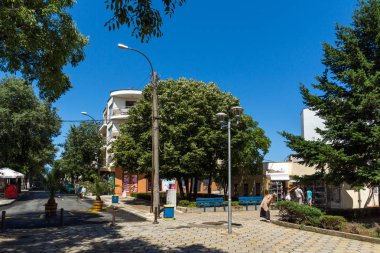 Ahtopol, Bulgaristan - 30 Haziran 2013: Burgaz bölge, Bulgaristan Ahtopol şehir merkezinde