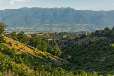Ograzhden dağın, Blagoevgrad bölge, Bulgaristan günbatımı manzara