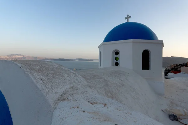 Chiesa Bianco Ortodossa Nel Comune Oia Isola Santorini Thira Cicladi — Foto Stock