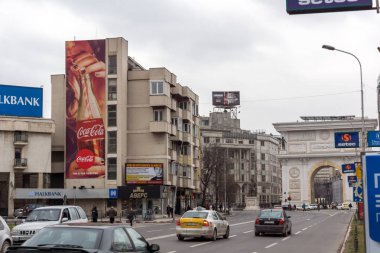 Skopje, Makedonya - 24 Şubat 2018: Makedonya kapı kemer, Skopje, Makedonya