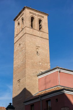 Madrid şehir, İspanya San Pedro el gerçek kilise görünümünü şaşırtıcı