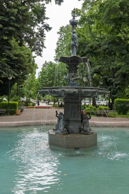 Plovdiv, Bulgaristan - 25 Mayıs 2018: Çar Simeon Bahçe Şehir Plovdiv, Bulgaristan, ağaçlar 