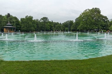 Plovdiv, Bulgaristan - 25 Mayıs 2018: Panoramik şarkı çeşmeler Şehir Plovdiv, Bulgaristan