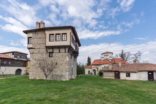 Ortaçağ binaları Saint Nedelya, Plovdiv Bölge, Bulgaristan Arapovo Manastırı