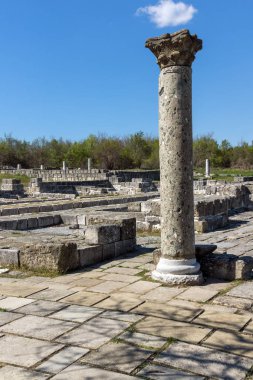 İlk Bulgar İmparatorluğu ortaçağ kalesi büyük Preslav (Veliki Preslav), bölge Shumen, Bulgaristan başkenti Harabeleri