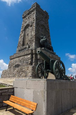 Shipka, Bulgaristan - 6 Temmuz 2018: Yaz görünümünü anıt özgürlük Shipka, Stara Zagora bölge, Bulgaristan