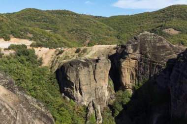 Meteora, Thessaly, Yunanistan yakınındaki kayaların oluşumu