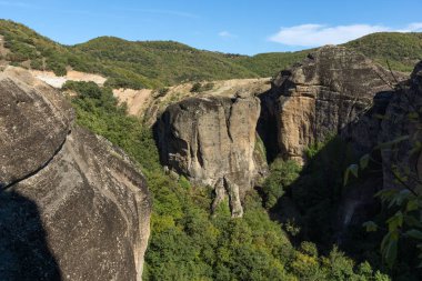 Meteora, Thessaly, Yunanistan yakınındaki kayaların oluşumu