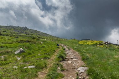Vitosha Mountain, Sofya şehir bölge, Bulgaristan'ın tepeleri ile manzara