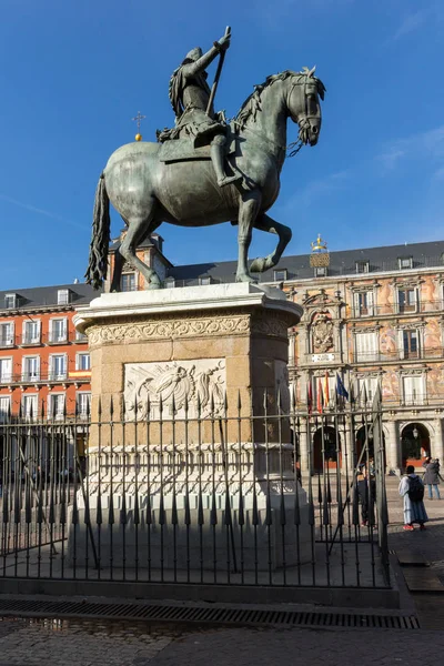 Madrid Espanha Janeiro 2018 Turista Visitando Plaza Mayor Cidade Madrid — Fotografia de Stock