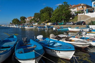 Sozopol, Bulgaristan - 12 Temmuz 2016: Küçük balıkçı tekneleri kasaba Sozopol, Burgaz bölge, Bulgaristan bağlantı noktasında