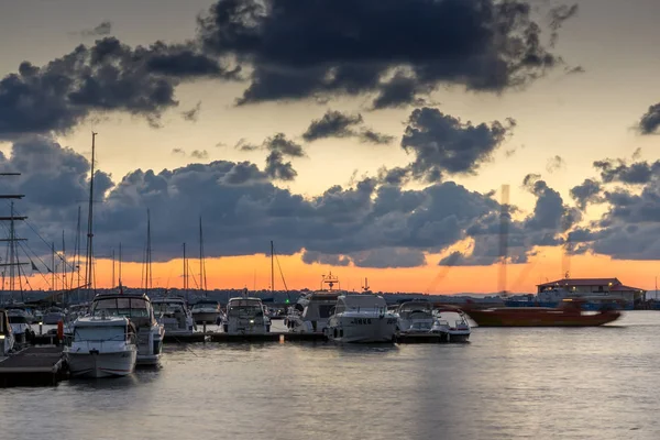 Sozopol Bulgarien Juli 2016 Solnedgång Vid Den Port Sozopol Burgas — Stockfoto