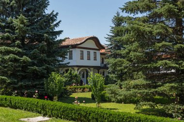 On dokuzuncu yüzyılın binaları Sokolski Manastırı Kutsal Ana Varsayımı, Gabrovo Bölgesi, Bulgaristan