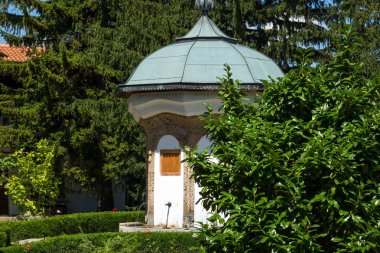 On dokuzuncu yüzyılın binaları Sokolski Manastırı Kutsal Ana Varsayımı, Gabrovo Bölgesi, Bulgaristan
