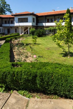 On dokuzuncu yüzyılın binaları Sokolski Manastırı Kutsal Ana Varsayımı, Gabrovo Bölgesi, Bulgaristan