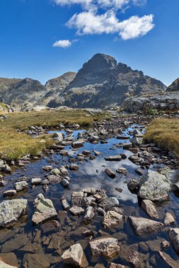 Elenski göller, Rila Dağı, Bulgaristan muhteşem manzara Orlovets ayında en yüksek