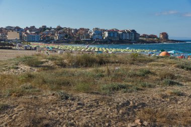 Sozopol, Bulgaristan - 13 Temmuz 2016: Panoramik Harmanite plaj Sozopol, Burgaz bölge, Bulgaristan