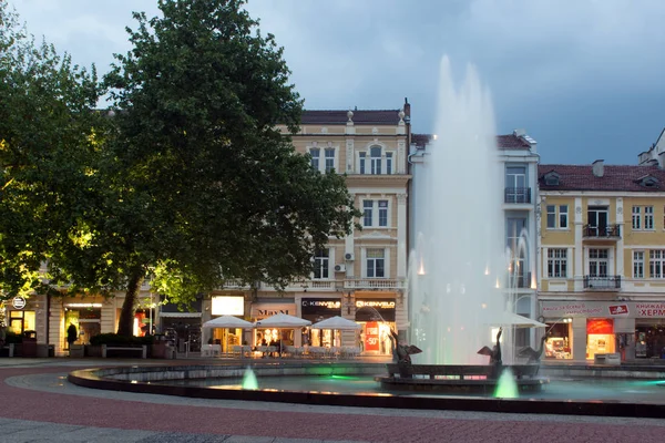 Płowdiw Bułgaria Kwietnia 2017 Nocne Zdjęcie Ulicy Walking Street Centrum — Zdjęcie stockowe