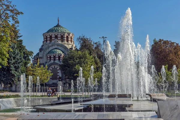 Pleven Bulgaria September 2015 George Conqueror Chapel Mausoleum Und Brunnen — Stockfoto