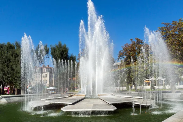 Pleven Bulgaria Septiembre 2015 Fuente Centro Ciudad Pleven Bulgaria Imagen De Stock